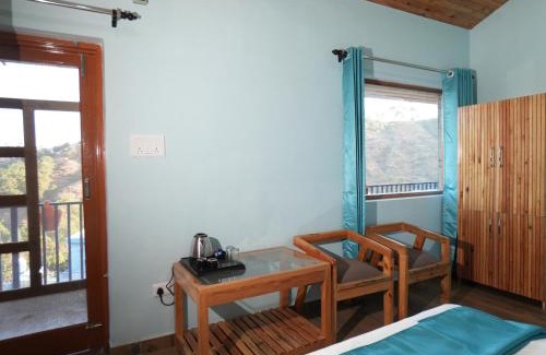 Almora Casa | The Van Allen Stays