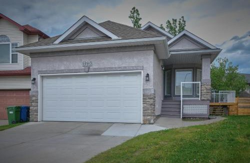 Arbour Lake Apartamento | The Venetian Sleeps 8 Cozy Classic Taste of Italy