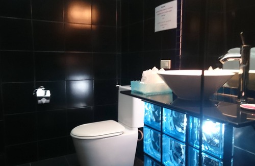 Jomtien Hotel | The Venue Residence and Cabaret