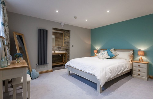 Honley Casa | The Venue Serviced Apartments