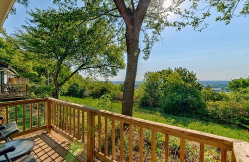 Ramona Cabina | The Veranda at Jarrett Farm Resort