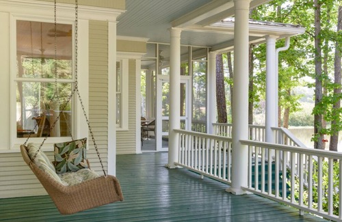 Mount Vernon Casa | The Veranda at Mt. Vernon - the perfect family and friends retreat