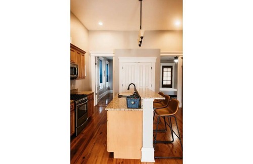 Clifton Casa | The Vernon House