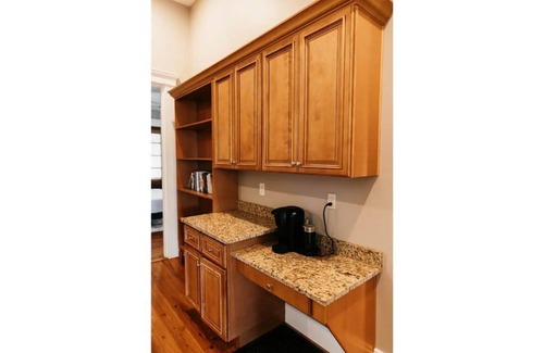 Clifton Casa | The Vernon House