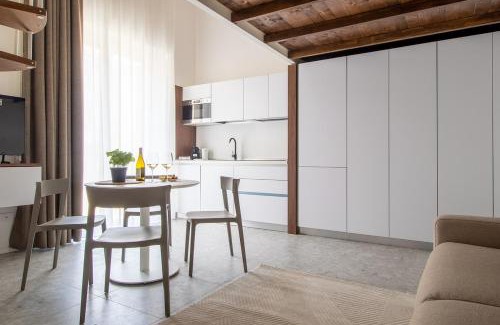 Montalbino Apartamento | The vertical house - Elegant refuge on two floors