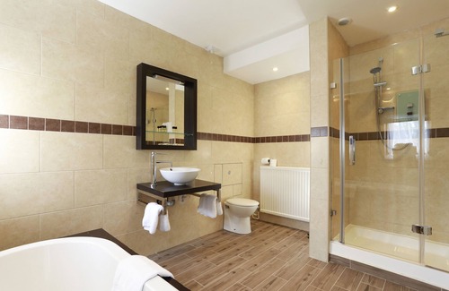 Canterbury Hotel | The Victoria Hotel