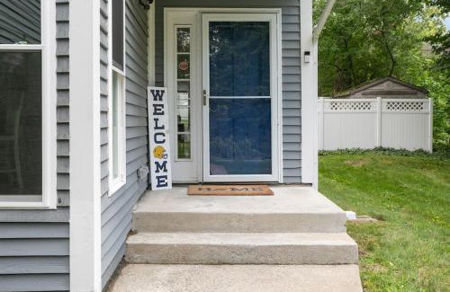 Wooded Estates Casa | The Victory Lounge - 3B 3BA - Close to ND