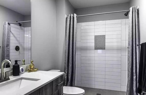 Midtown - Westport Apartamento | The view - 2 bedroom 2 bath exclusive Loft in DTKC