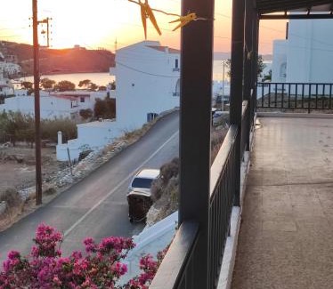 Merichas Casa | The View House 1