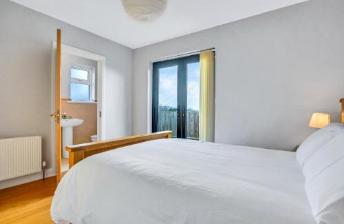 Downings Casa | The View