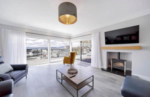 Downings Casa | The View