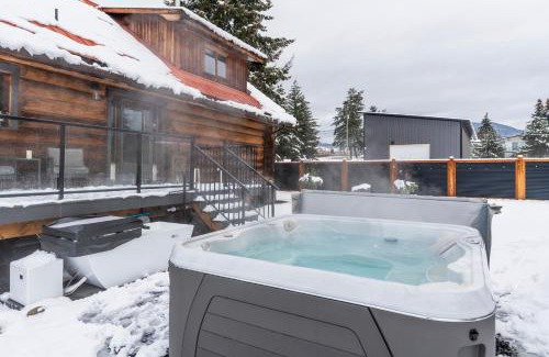 Vernon Chalet De Esquí | The View Point Lodge Cozy Log House with Hot Tub