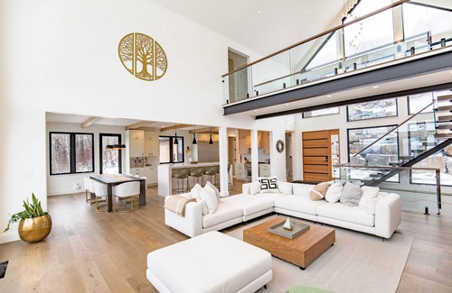 Windham Casa | *The View* ski in/out modern luxury at Windham Mountain Resort