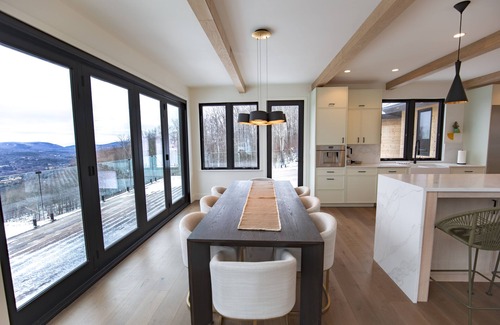 Windham Casa | *The View* ski in/out modern luxury at Windham Mountain Resort