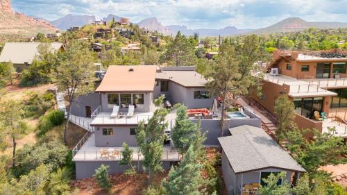Uptown Sedona Casa | The Viewpoint by AvantStay Luxe Home SpaViews