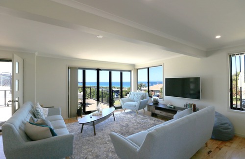 Tura Beach Cabina | The Views - 4 Bedroom Tura beach