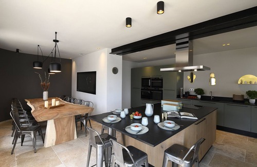 Villeneuve-les-Avignon Villa | Las Logias en Provenza - Villa «360»