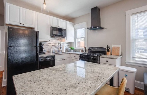 Covington Apartamento | The Villa 1B Downtown Covington & by St. Elizabeth