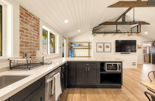 Monroe Casa | The Villa at Richardson Creek, brought to you by "The PNW Landing" Monroe