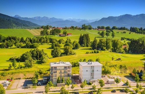 Bad Toelz Apartamento | la villa bad tölz, Sportster