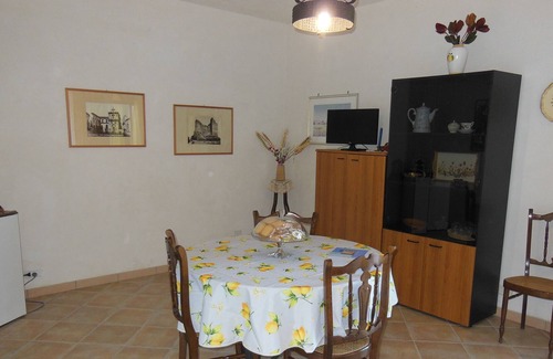 Camastra Villa | VILLA EN LAS COLINAS A NARO