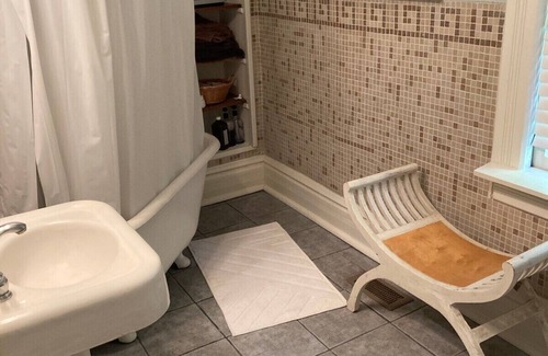 Boystown Cama Y Desayuno | The Villa Toscana