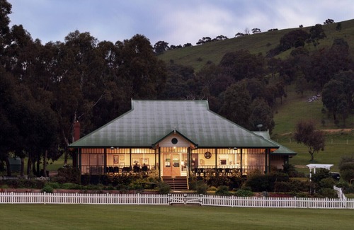 Strath Creek Casa | The Village Green Estate Strath Creek