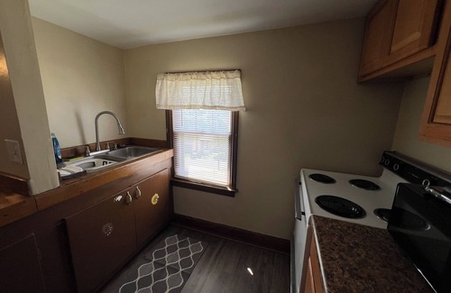 Steubenville Apartamento | The VilleTop - Charming 1-bedroom apartment in wonderful Steubenville, OH