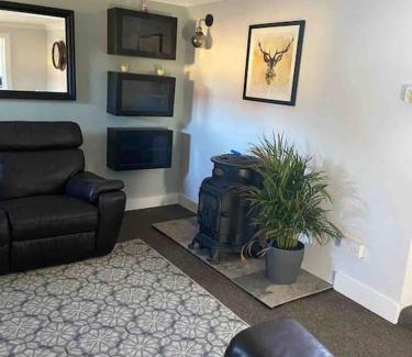 Hopton Casa | The Vineyard, 1 bedroom cottage with hot tub