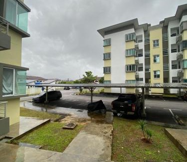 Kuching Apartamento | The Vista Apartment @ Demak Laut