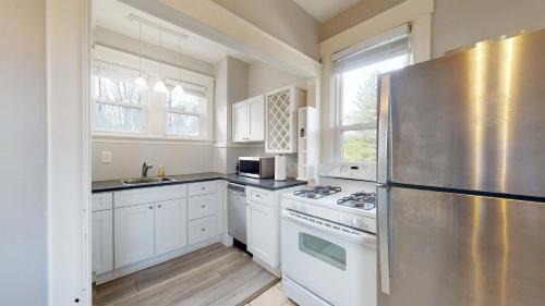 Hyde Park Apartamento | The Vista View Villa 2 Charming Retreat for 4