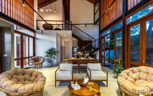 Homagama Villa | The Void 5 Bedroom Luxury Villa for 10 Guests