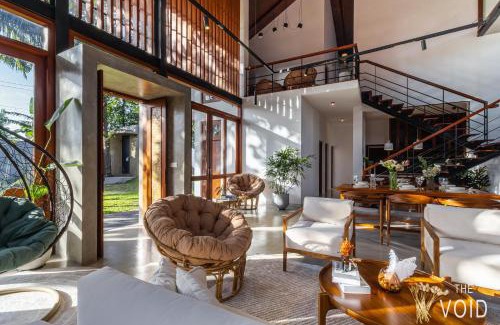 Homagama Villa | The Void 5 Bedroom Luxury Villa for 10 Guests