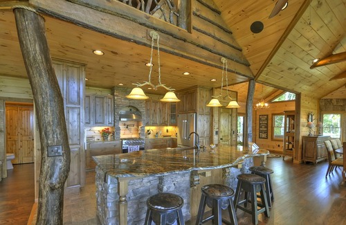 Ridges Over the Lake Cabina | The VUE Over Blue Ridge - Blue Ridge