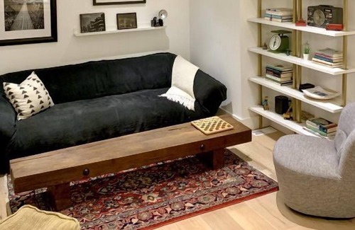 Ameliasburgh Casa | The Vue! Stay near wine country