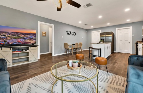 North Waco Casa | The Waco Charmer: Close to all the attractions!