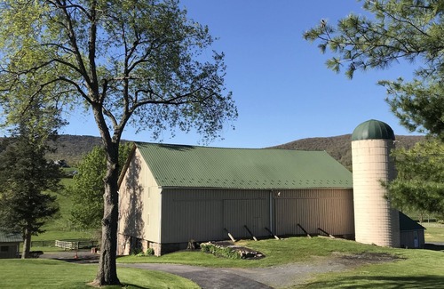 Boalsburg Casa | The Wagon Shed at Nittany Meadow Farm