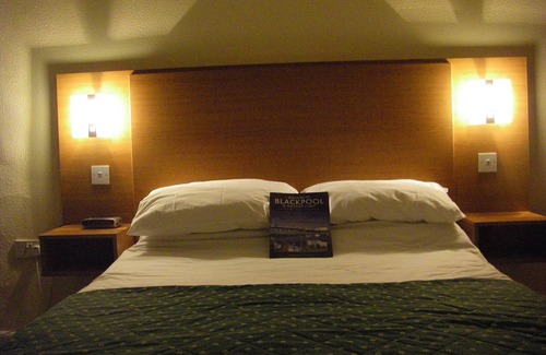 South Shore Hotel | The Waldorf Hotel