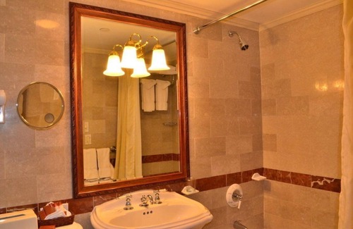 Stone Street Historic District Hotel | The Wall Street Inn