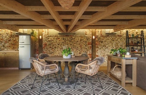 Great Snoring Cabina | The Walled Garden at Thursford Castle