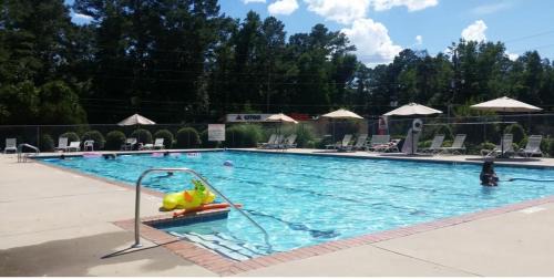 Snellville Cabina | The Walled Garden at Norris Lake
