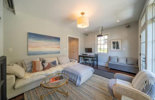 Kennett Square Casa | The Walton House - historic 3bd 2 5ba with parking