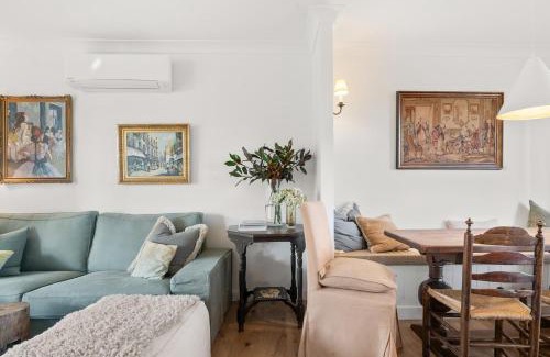 Robertson Casa | The Waratah Cottage