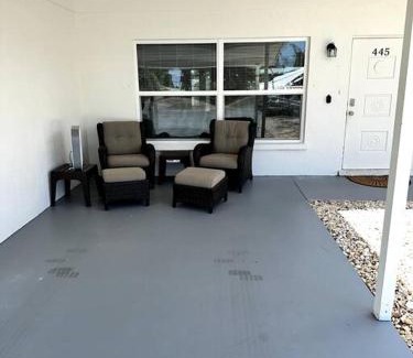 Warm Mineral Springs Apartamento | The Warm Springs Sanctuary