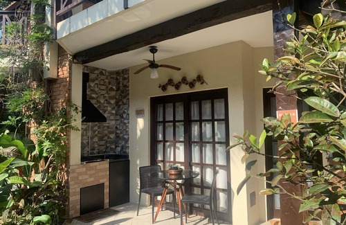 Baleia Apartamento | Apartment in a condominium 100 meters from the beach, with 02 bedrooms