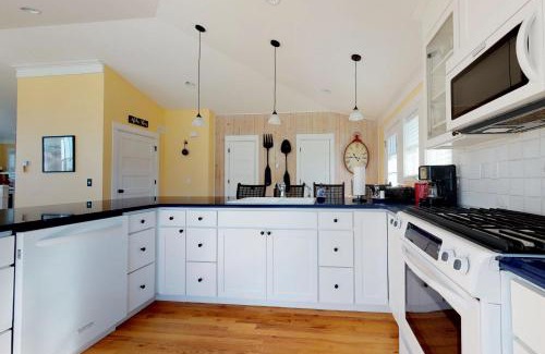 Nelscott Casa | The Warren at Olivia Beach