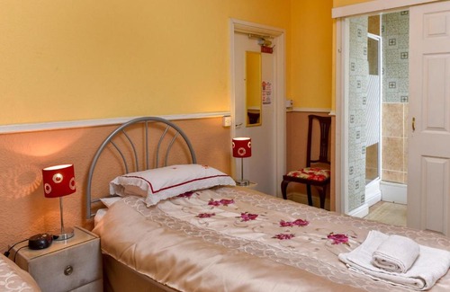 Carlisle Casa | The Warren Guest House