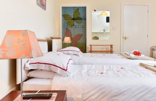 Carlisle Casa | The Warren Guest House