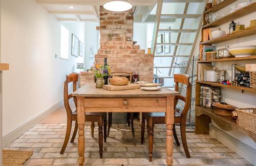 Saxmundham Casa | The Wash House, Middleton