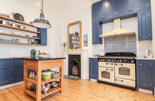 Mylor Churchtown Cabaña | The Water House